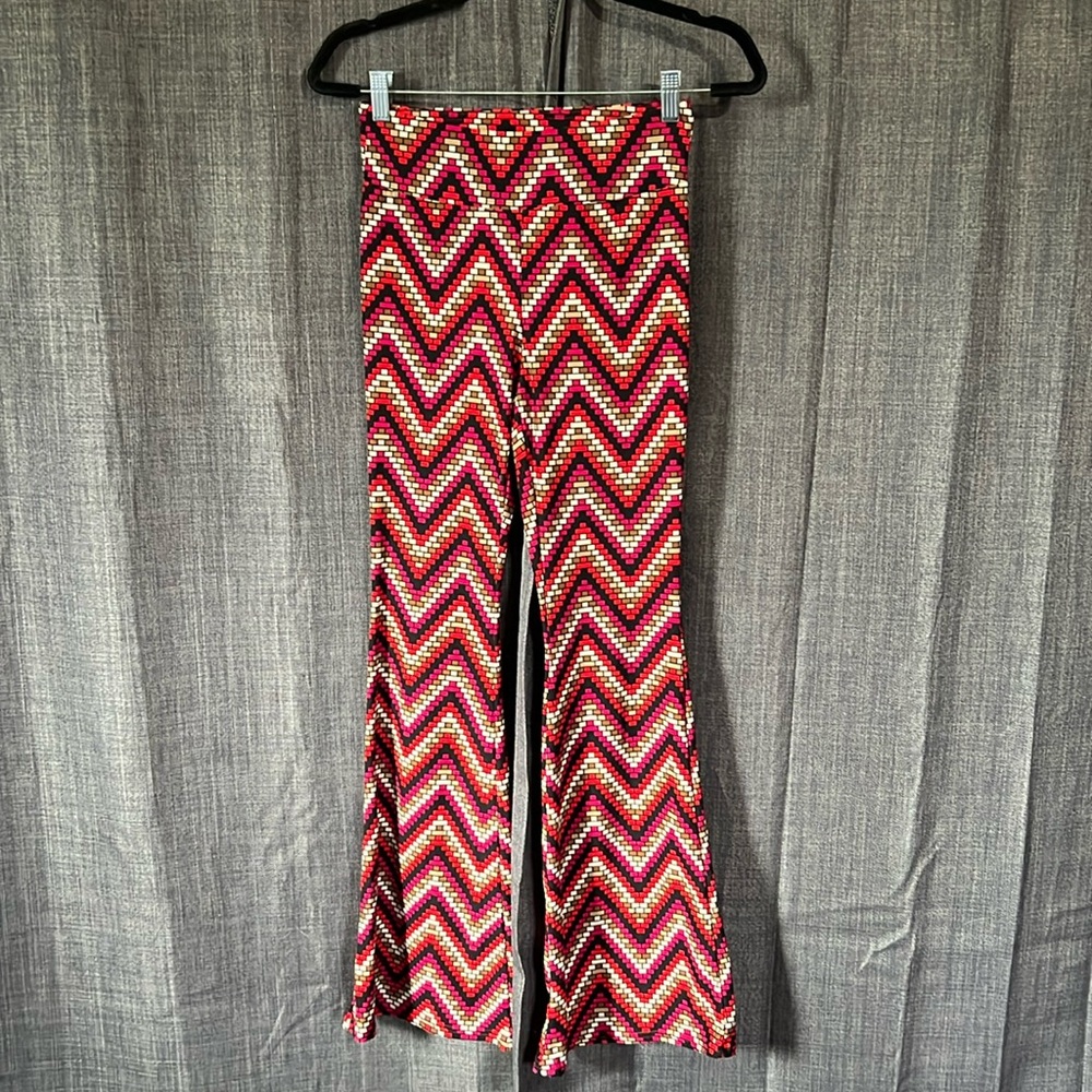 No boundaries colorful Chevron bell bottom flared casual stretchy pants